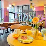 Aiden By Best Western Clermont-Ferrand Hotel & Spa