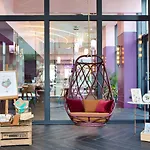 Aiden By Western & Hotel 4*