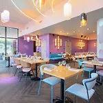 Aiden By Western & Hotel 4*