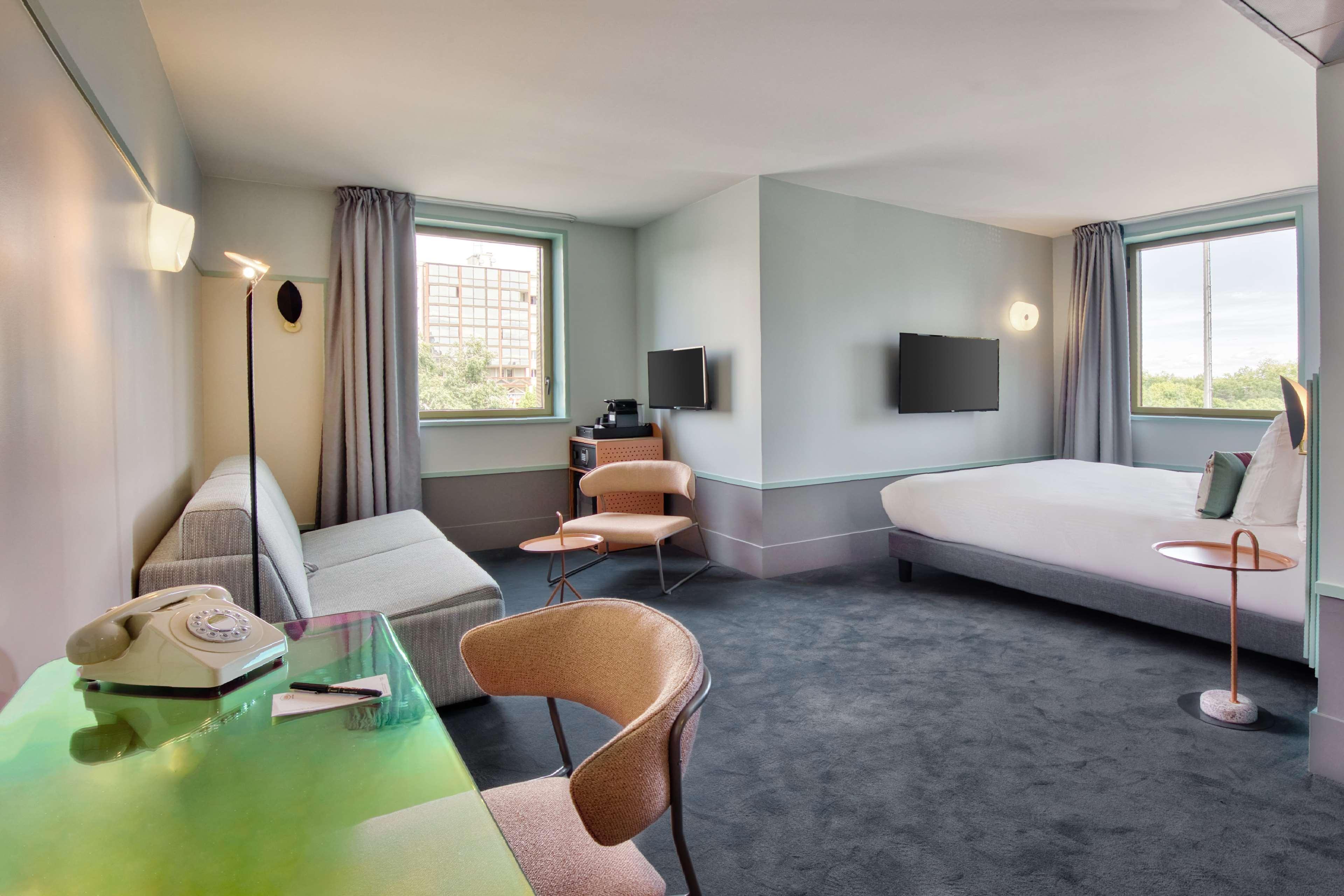 Aiden By Western & Clermont-Ferrand