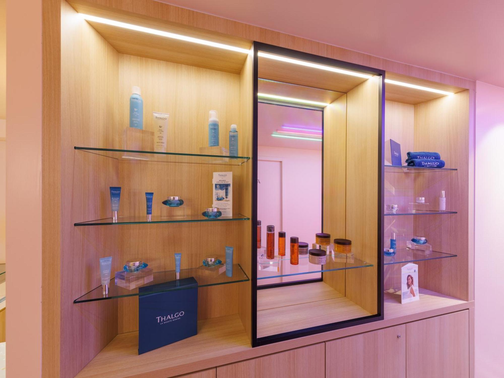 Hotel Aiden By Western & 4*