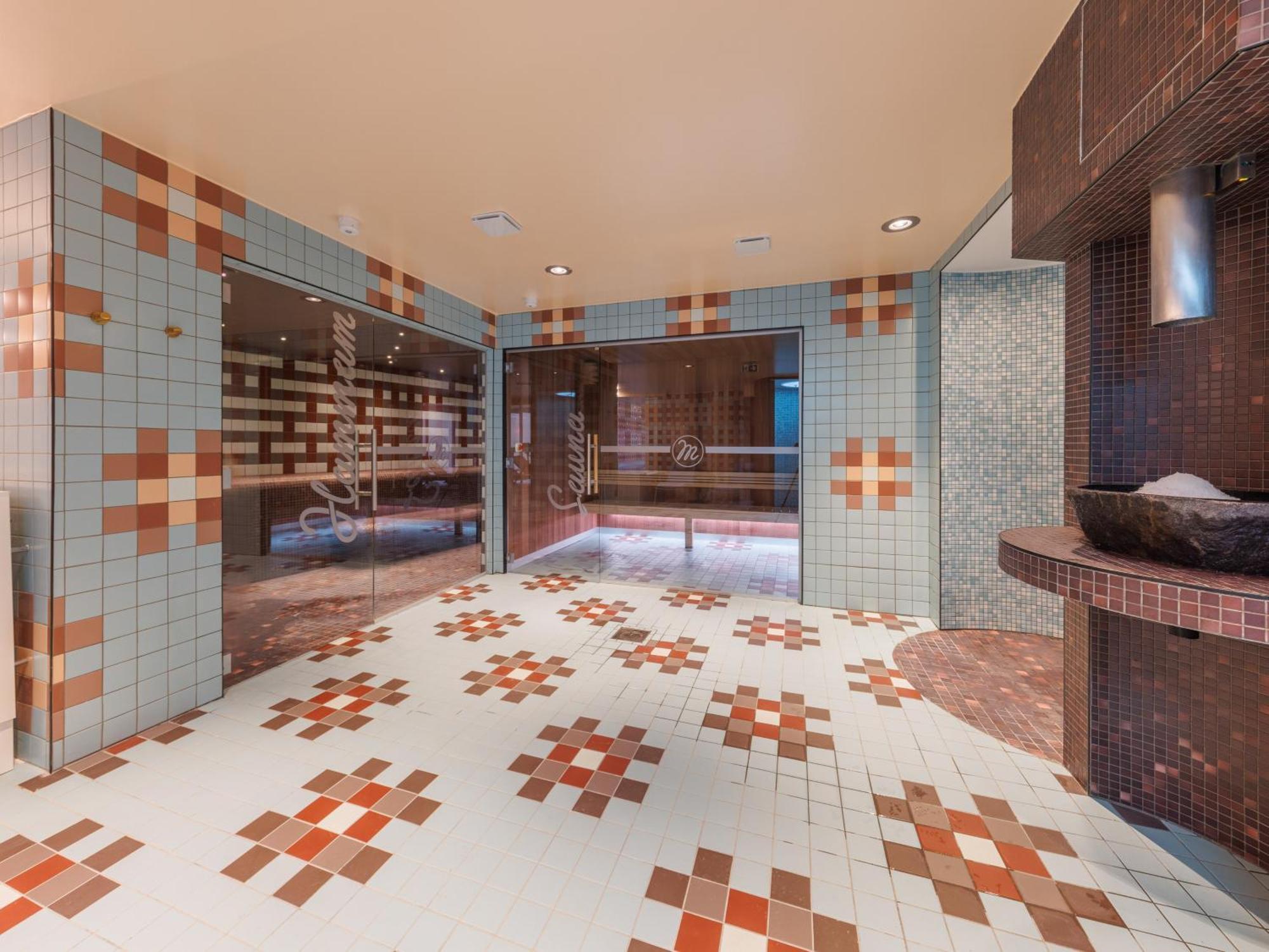 Aiden By Western & Hotel